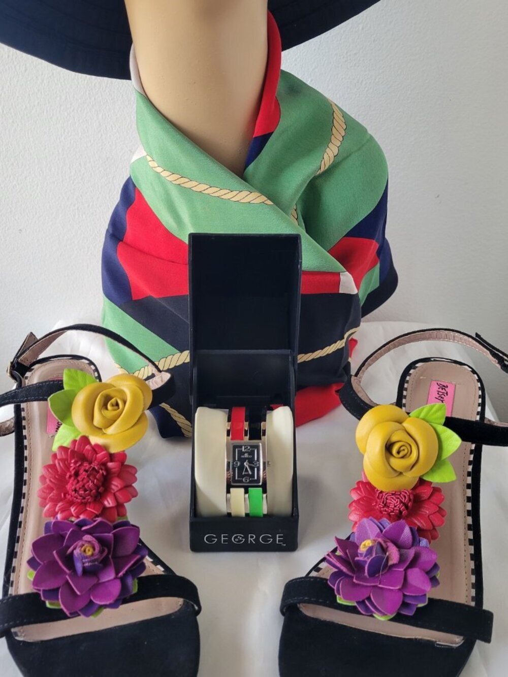 Betsey Johnson "Adde" Floral Block Heel Sandals – Size 9 - Picture 6 of 16